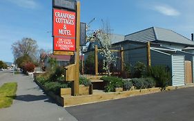 Cranford Cottages And Motel